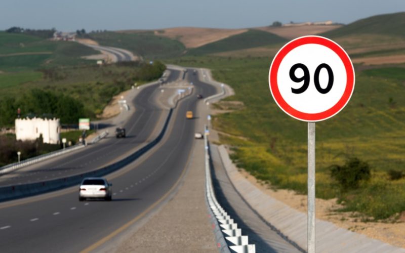 Carreteras secundarias: consejos para una conducción segura