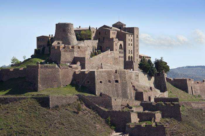 6 pueblos con leyendas en España para Halloween